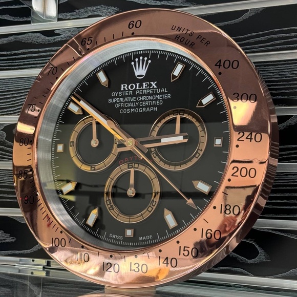 DAYTONA Cosmograph Wall Clock Pink Rose gold bezel insert and black face dial🔥 - Picture 3 of 7